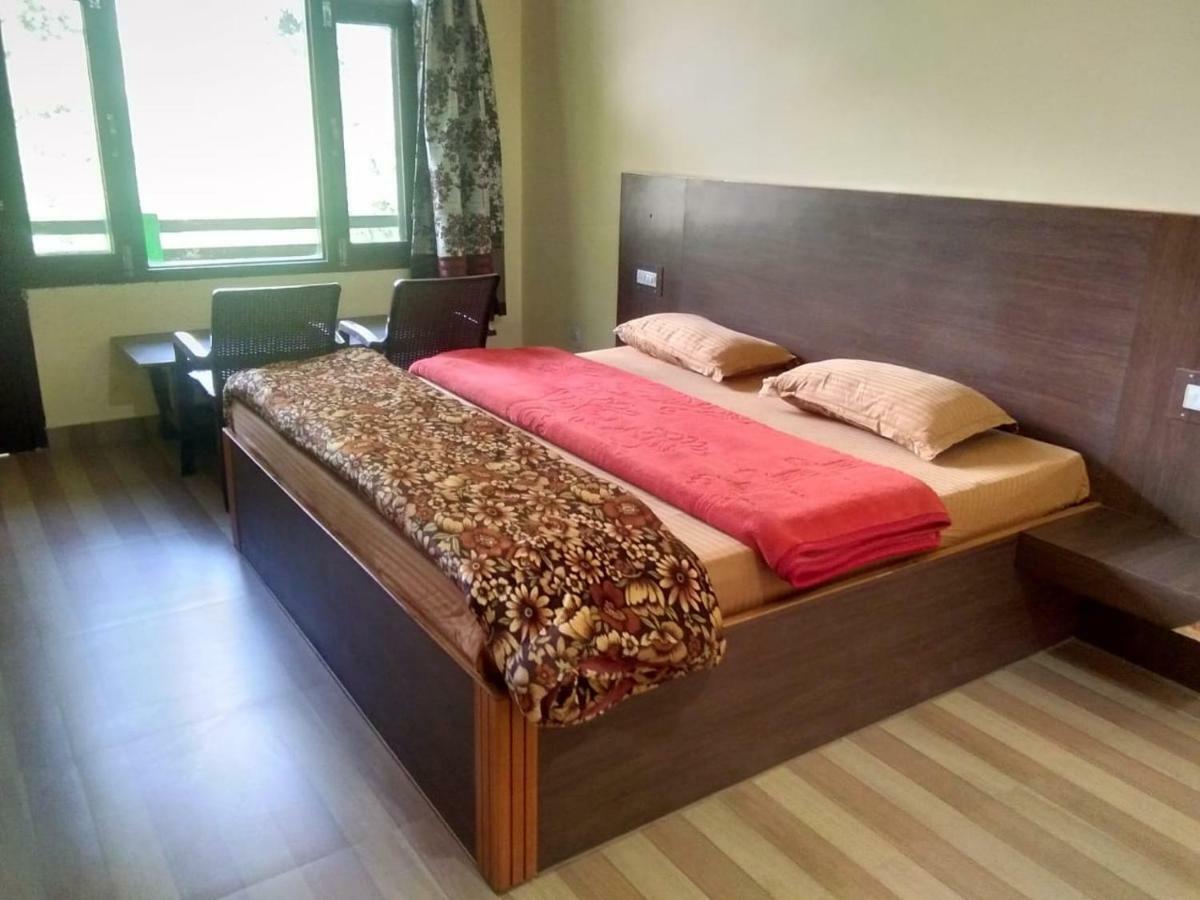 فندق The Royal Orchard كاسول المظهر الخارجي الصورة
